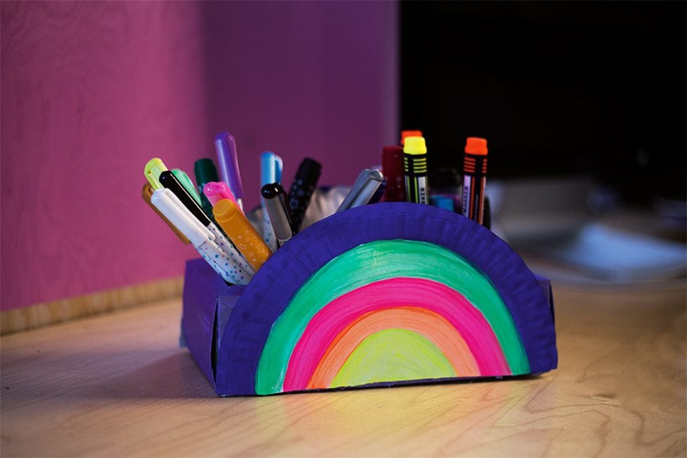 Regenbogen Stiftebox DIY basteln Schreibtisch