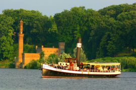 Potsdam Stadtrundfahrt Schiff Ausflug Boot