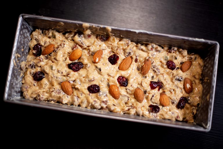 Früchtebrot für die Weihnachtszeit - ein leckeres Rezept zum Backen