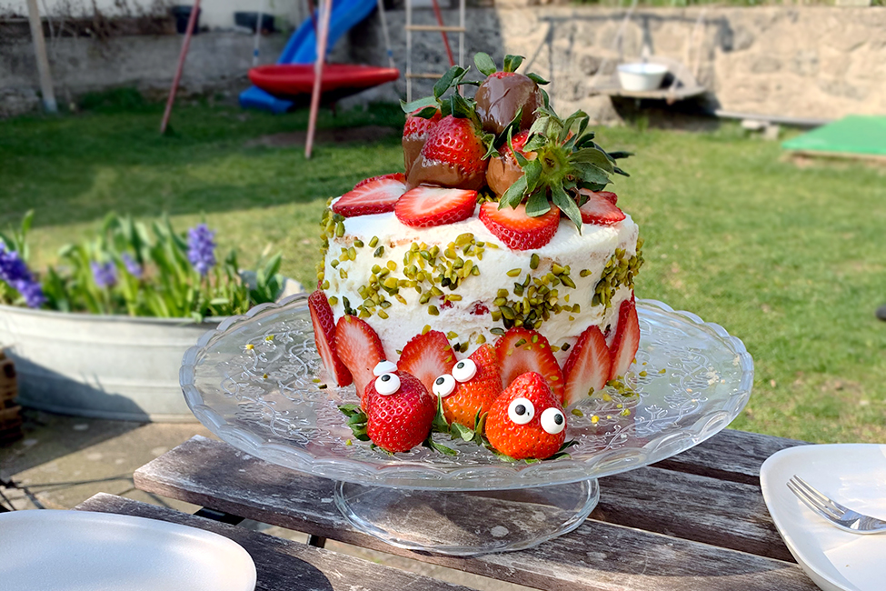 Rezept Dreischichtige Erdbeertorte