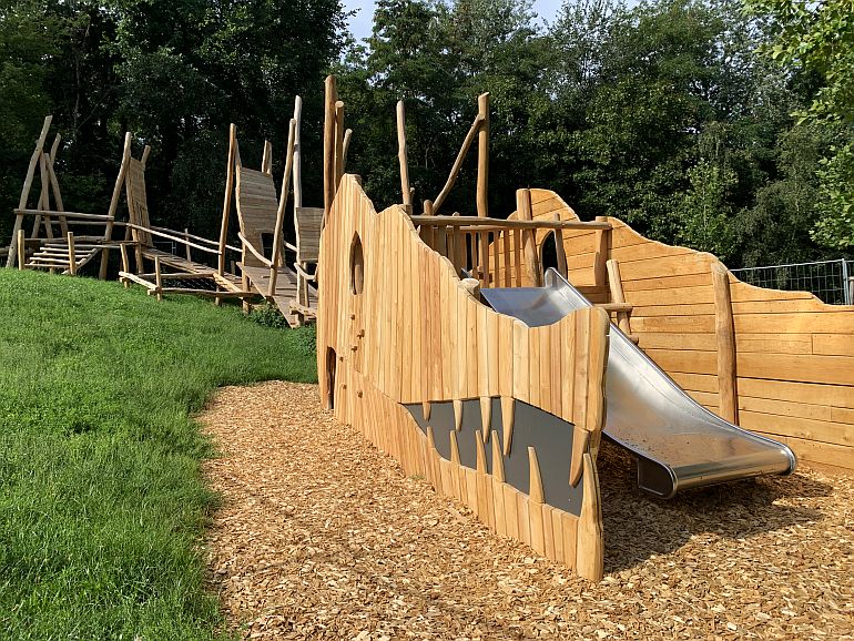 dino spielplatz zentrum ost potsdam
