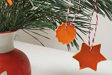 orangenschalen kinderpunsch anhänger weihnachten dekoration