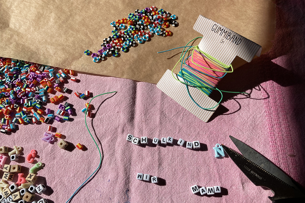 DIY Armband aus Bügelperlen Geschenkidee Schulanfang Einschulung Freundschaft Kindergeburtstag basteln