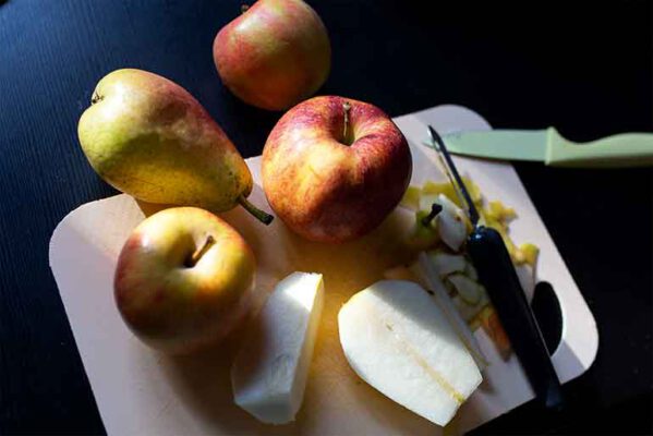 Rezept: Leckerer Apfel-Birnen-Crumble