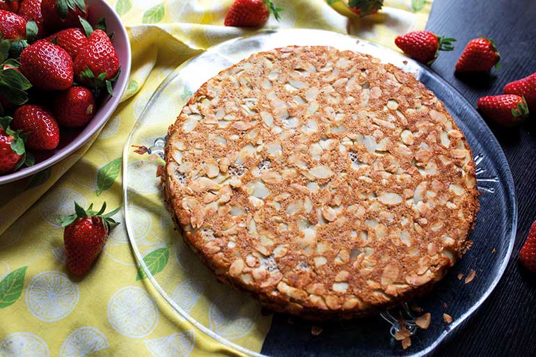 Rezept Erdbeer-Mandelkuchen mit Zitronenquark