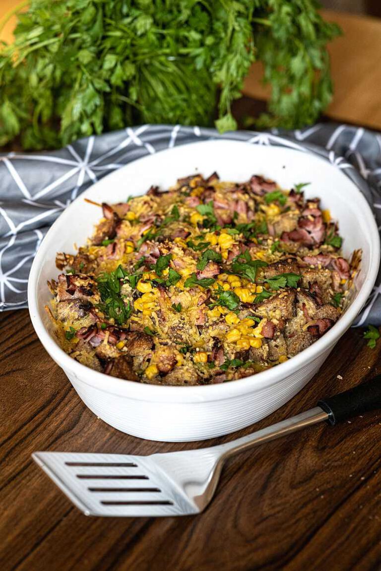 Herzhafter Brotauflauf: Schnell und lecker mit diesem Rezept! Herzhafter Brotauflauf: Schnell und lecker mit diesem Rezept!