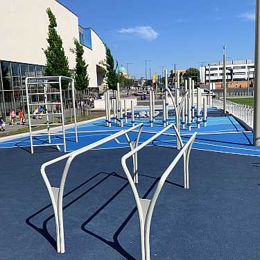 spielplatz blu schwimmbad potsdam