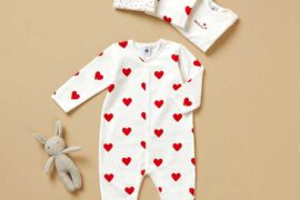 kleidung geburt baby schenken