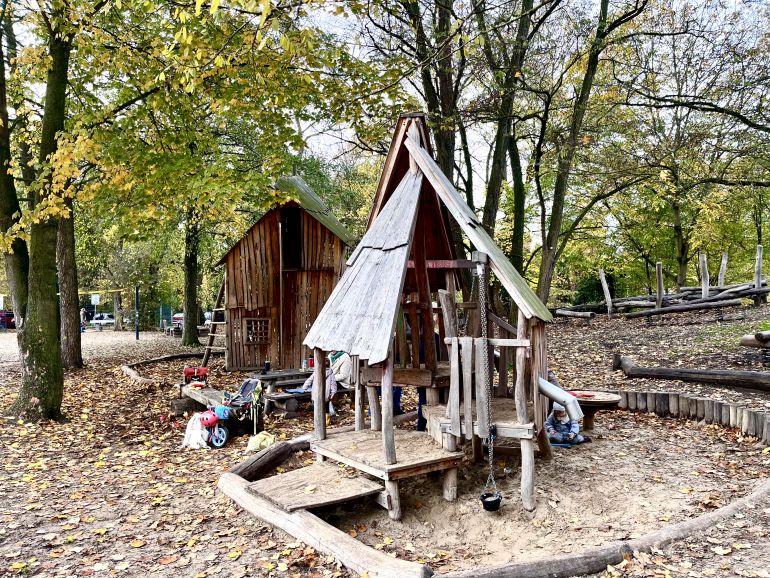 spielplatz westkurve potsdam west